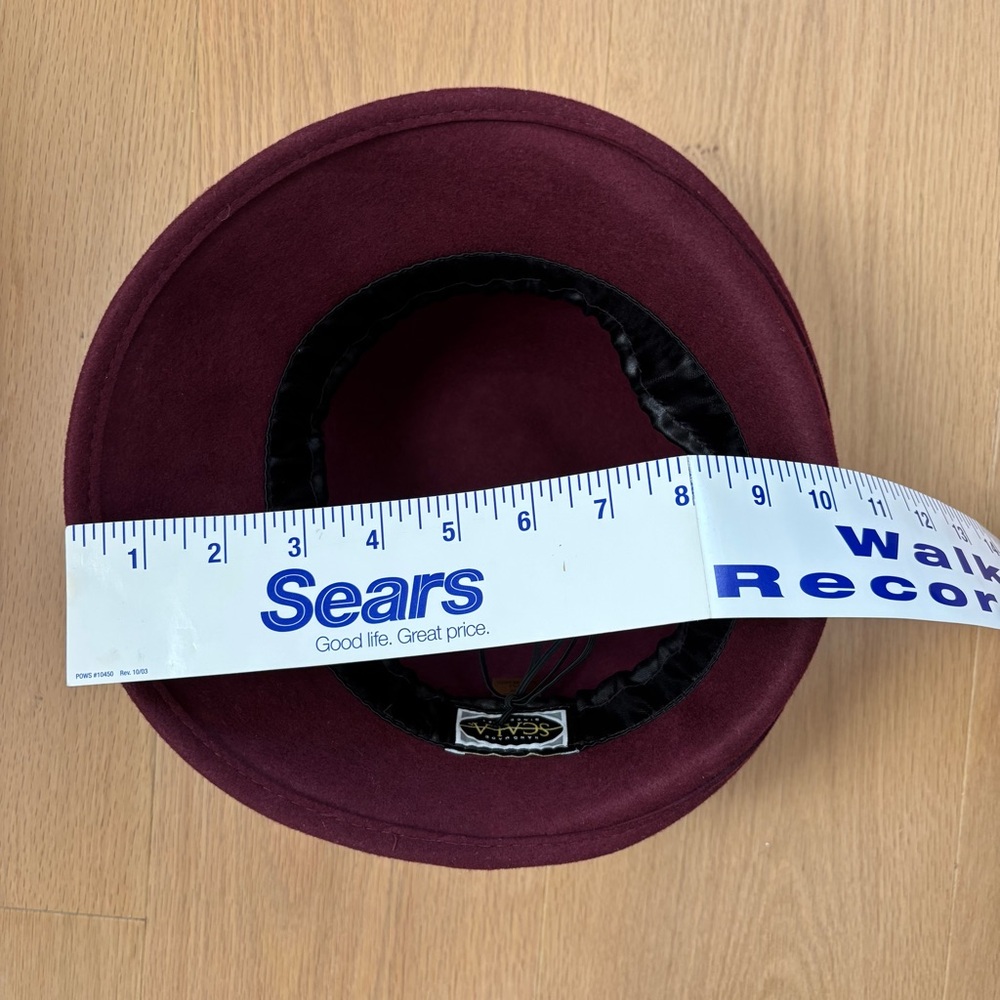 Like new Scala Elegant burgundy Women's Hat with black velvet band 100% wool - Picture 7 of 9